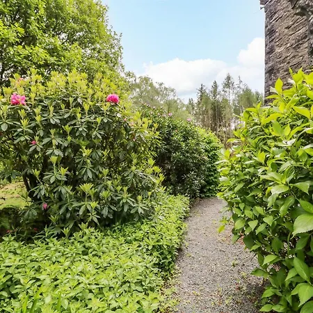 Danes Court Semesterbostad